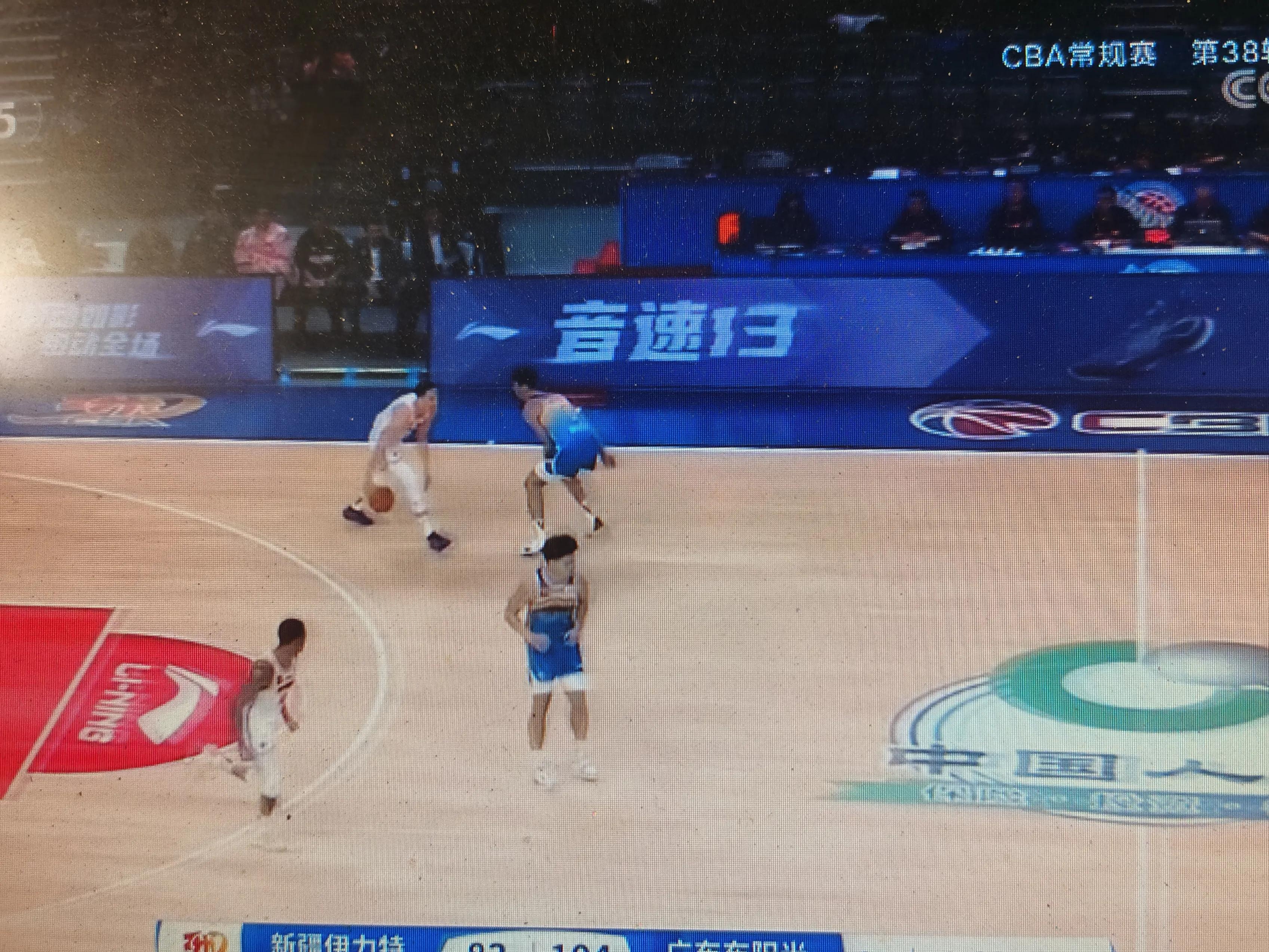 山西队击败河南队，实现季后赛前八目标的简单介绍