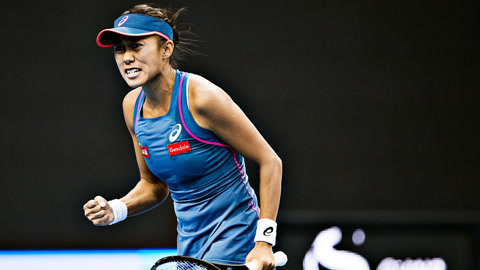 包含梅尔滕斯努力拼搏，咬定青岛前扬帆出发的词条