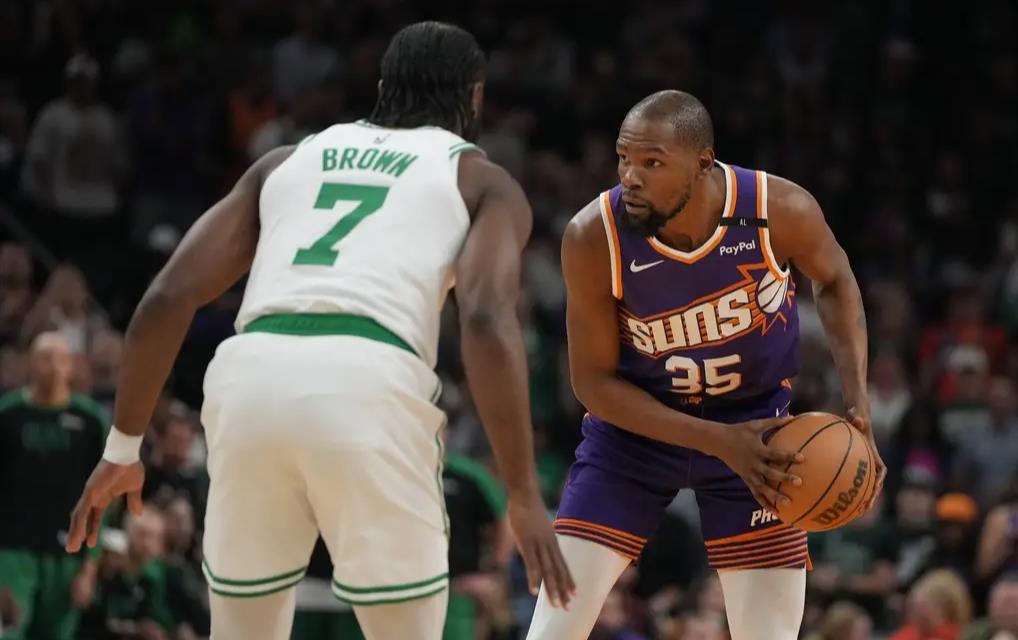 包含凯尔特人客场不敌国王，涨势受挫的词条