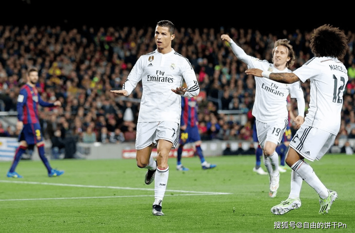 德国横扫罗马，C罗点燃赛场