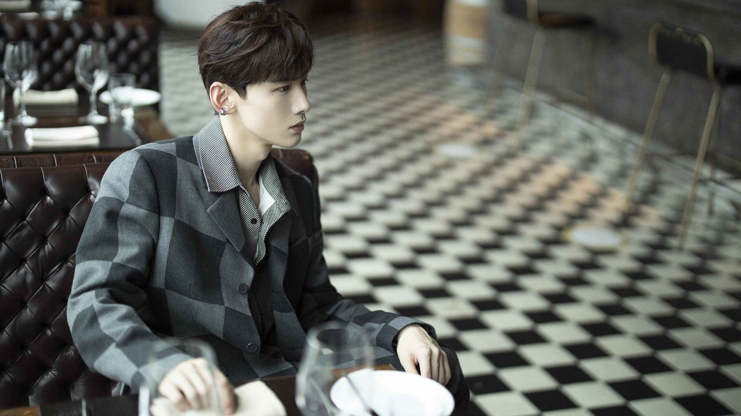 蓝黑旋风席卷梦剧场，卢卡库里程碑夜击碎曼联