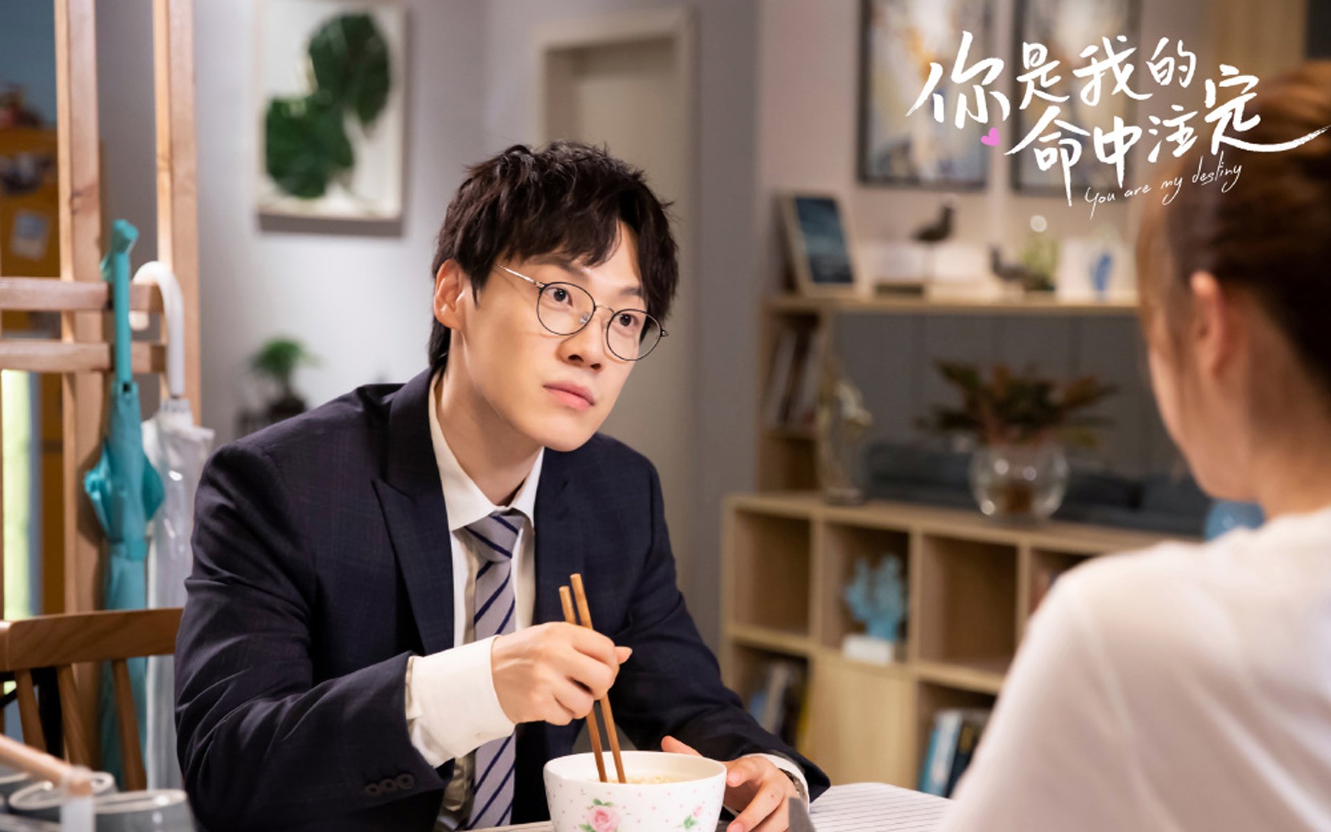 欧冠决赛焦点战，奇才连续得分压制北京队