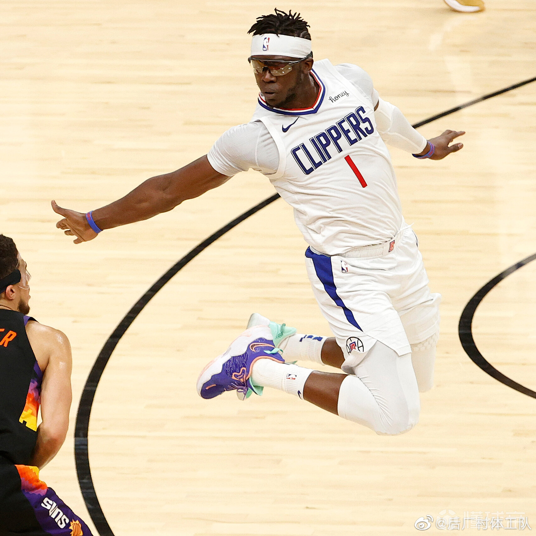 山西队对阵掘金，贝恩压力下完成爆发