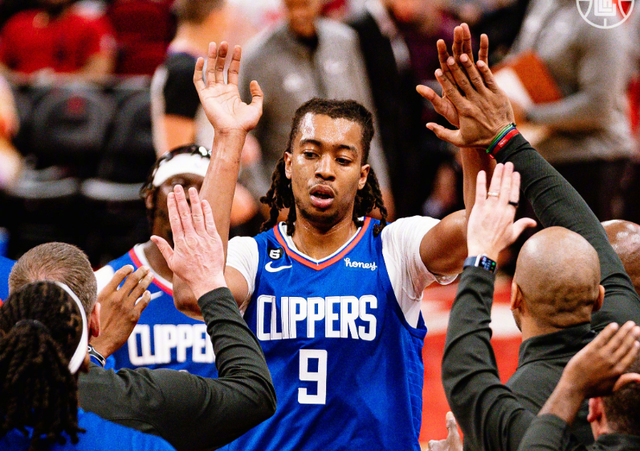 广东队火力压制火箭，乔治成为关键先生